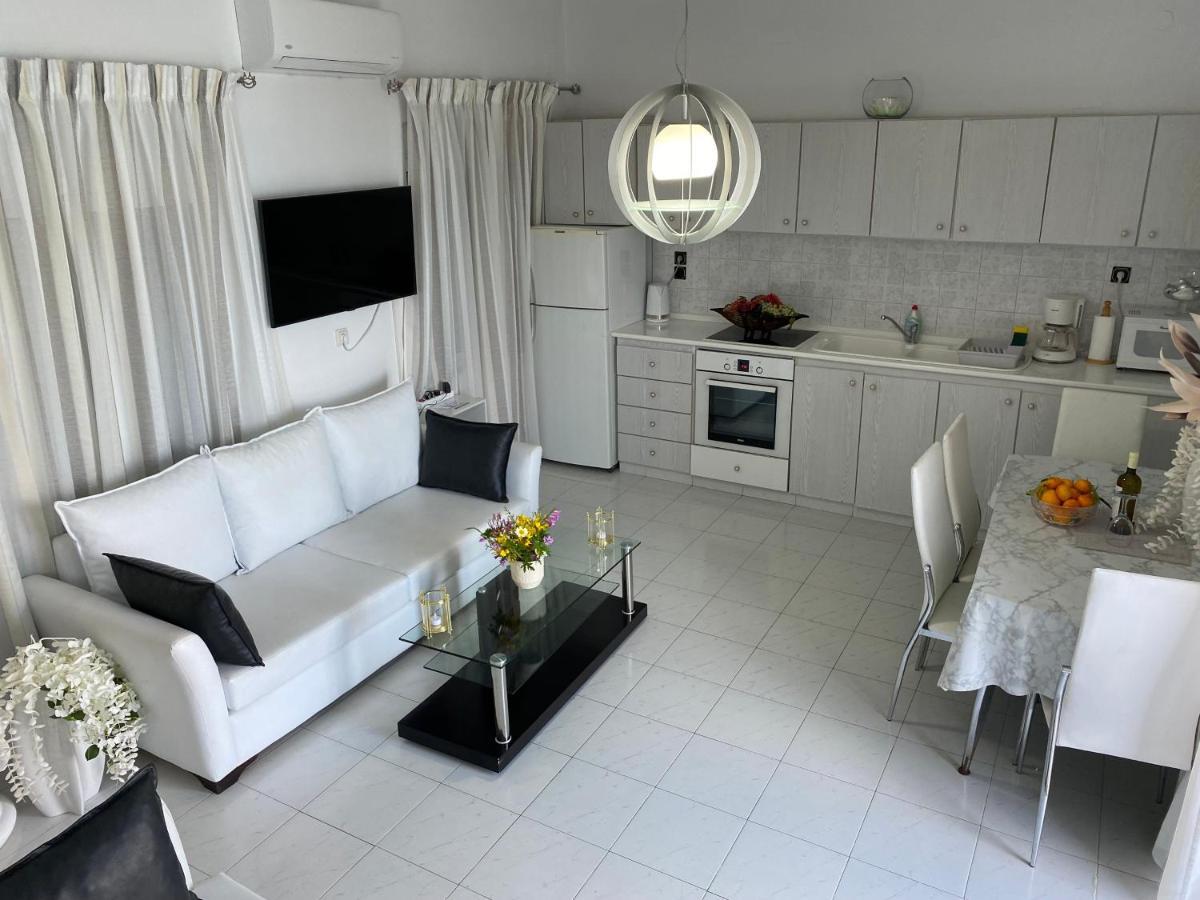 Villa Blanca ฮารากิ ภายนอก รูปภาพ
